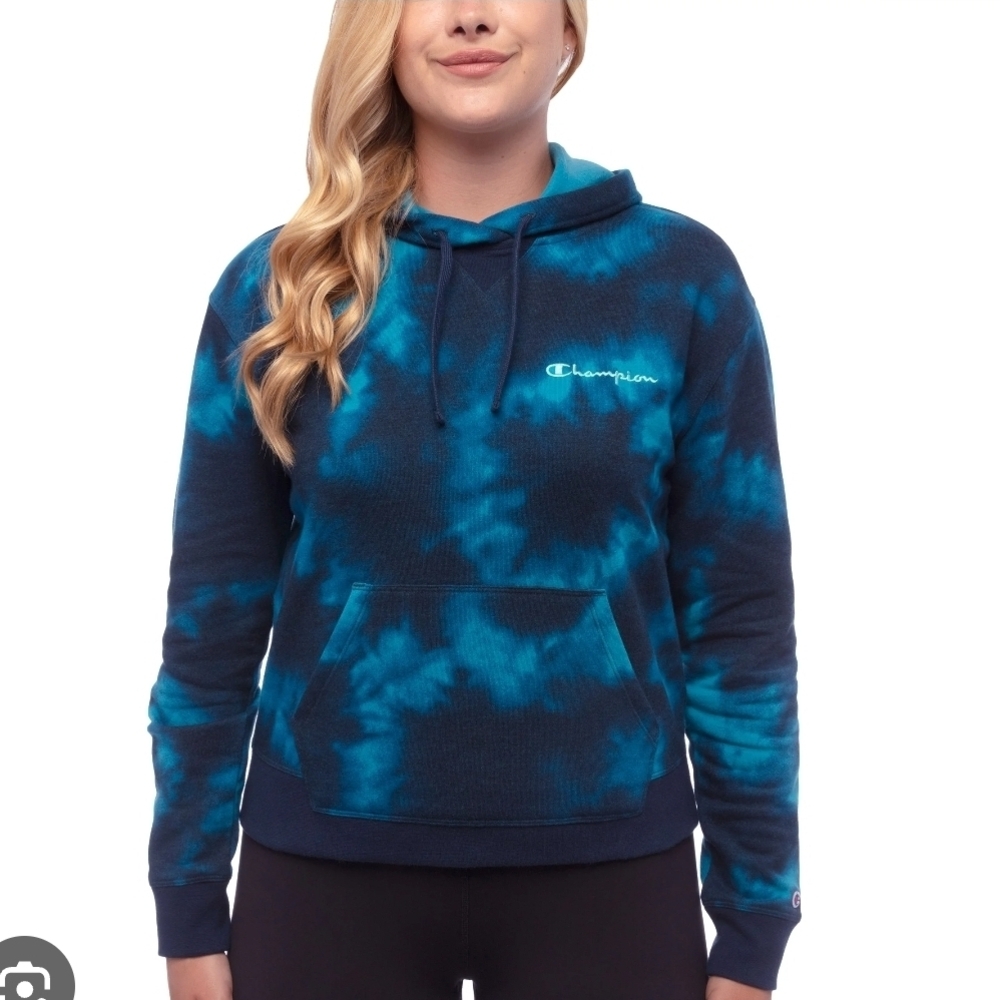 Champion Women's Blue Tie-Dye Hoodie